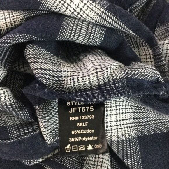 𝅺pol Navy Plaid Oversized Button Down Shirt - Picture 10 of 10